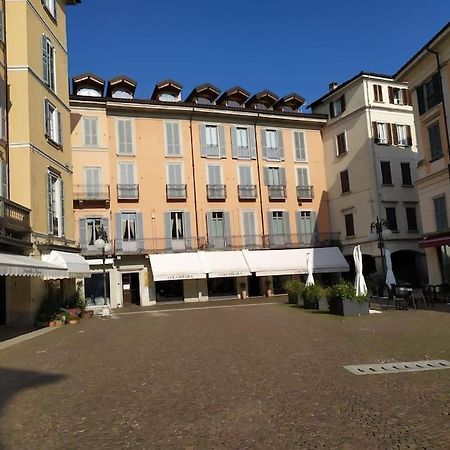 Appartamento Le Rondini Nel Centro Di Intra Exterior foto